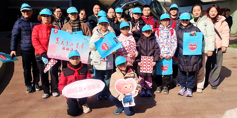 ��������չ